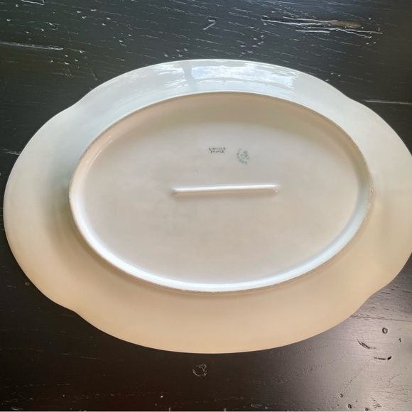 VINTAGE, B&T LIMOGES FRANCE, 12” PLATTER. PURPLE VIOLETS ON WHITE BACKGROUND. - Picture 6 of 6